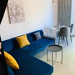 شقة Alezi