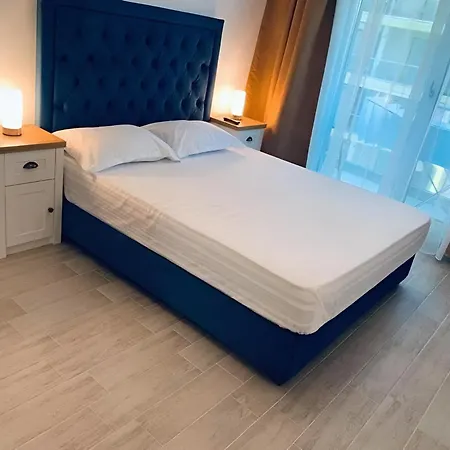 Alezi Apartman *
