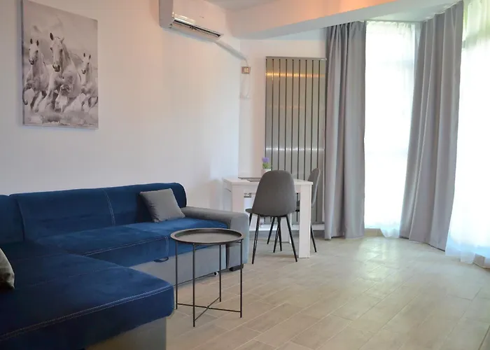 아파트 Alezi Năvodari