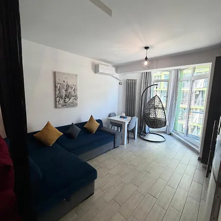 Apartament Alezi *